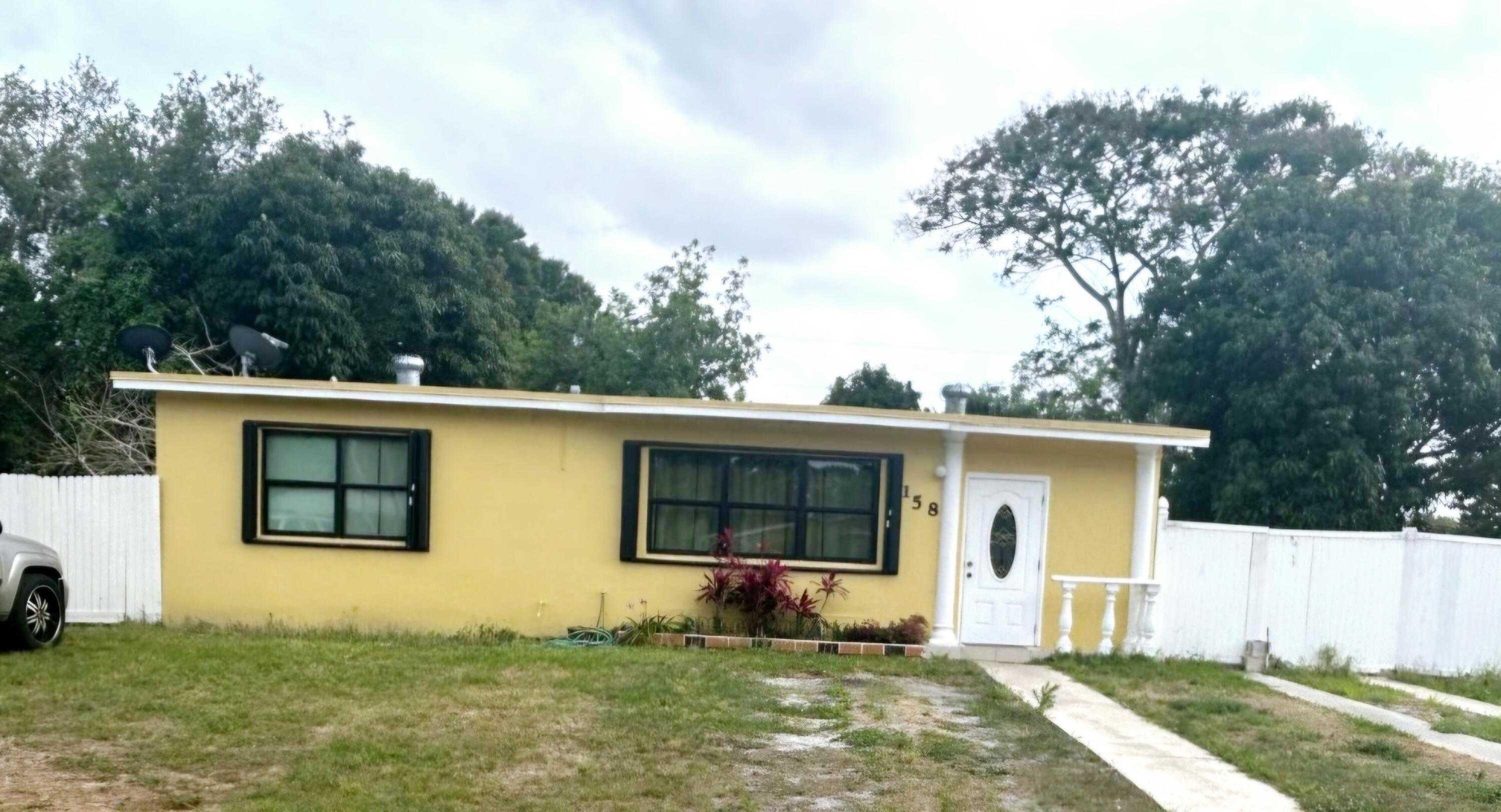 158 Castana, Port Saint Lucie, Single Family Detached,  for sale, Mixon Real Estate Group, LLC