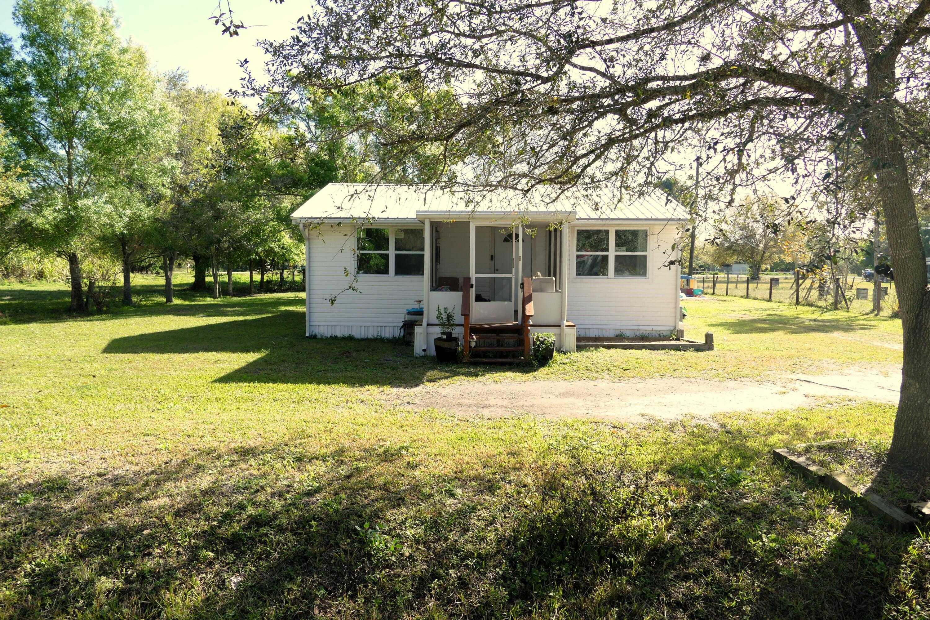 1648 46th, Okeechobee, Single Family Detached,  for sale, Mixon Real Estate Group, LLC